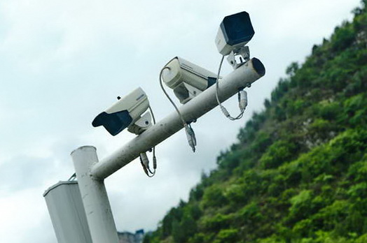 What is Live Video Surveillance and How Does It Work